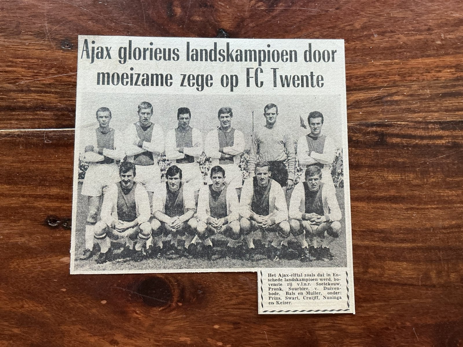 Voetbal krantenartikel Ajax Landskampioen mei 19966 Cruijff, Ophalen of Verzenden, Knipsel(s)