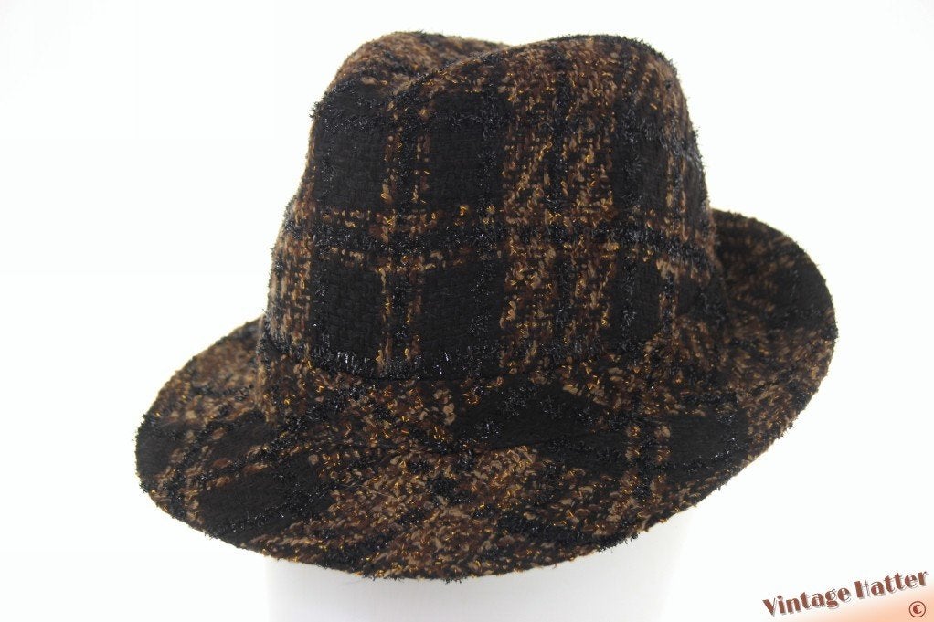 Vintage Trilby gleufhoed zwart bruin met gouden lurex 56,5, Ophalen of Verzenden, Zo goed als nieuw, One size fits all, Hoed