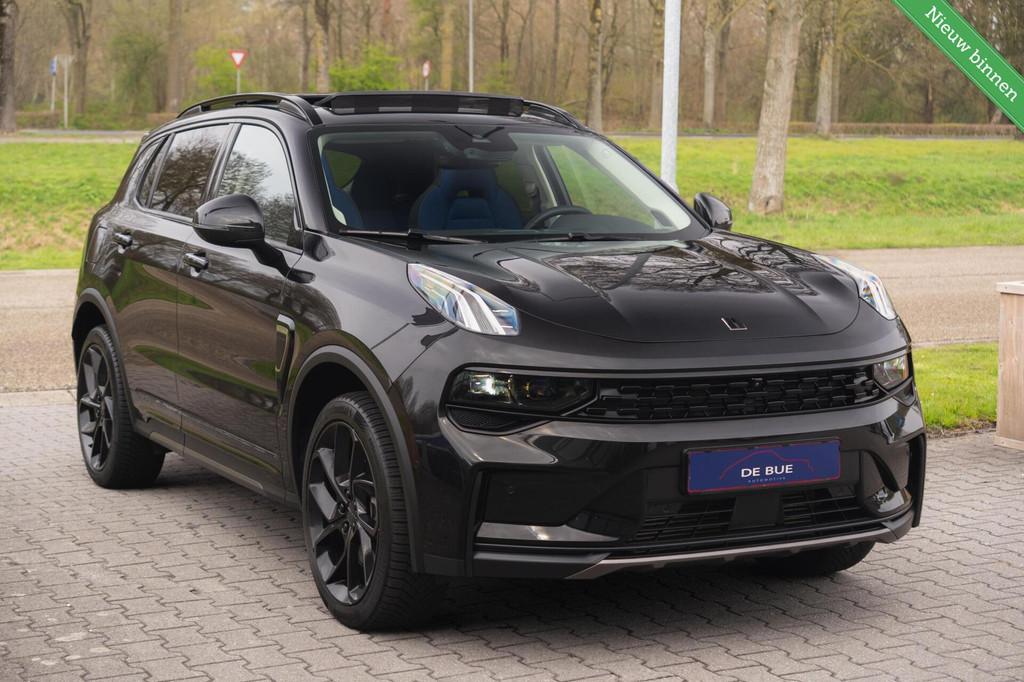 Lynk & Co 01 1.5 Black Edition|1 Eig|Org NL NAP|Panoramadak|, Auto's, Lynk & Co, Zwart, Bedrijf, 1854 kg, Hybride Elektrisch/Benzine