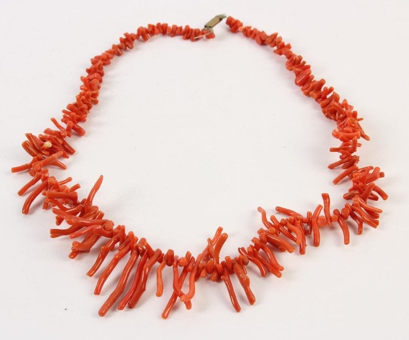 Antiek bloedkoraal ketting, Ophalen, Overige materialen, Ketting