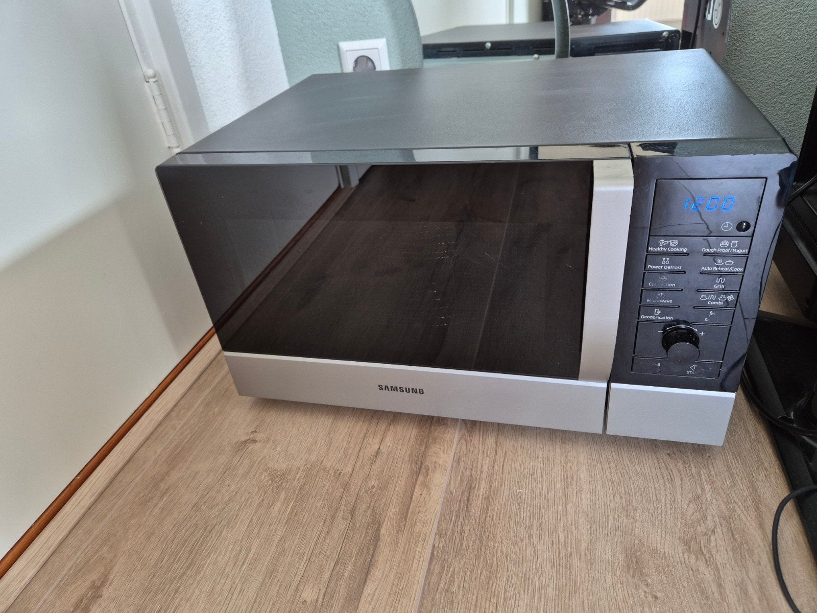 Samsung Combimagnetron, Witgoed en Apparatuur, Ophalen, Combimagnetron, Zo goed als nieuw, Draaiplateau
