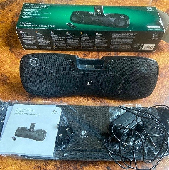 Logitech - Rechargeable Speaker S715i, Audio, Tv en Foto, Luidsprekers, Logitech, Overige typen, Ophalen of Verzenden, Zo goed als nieuw