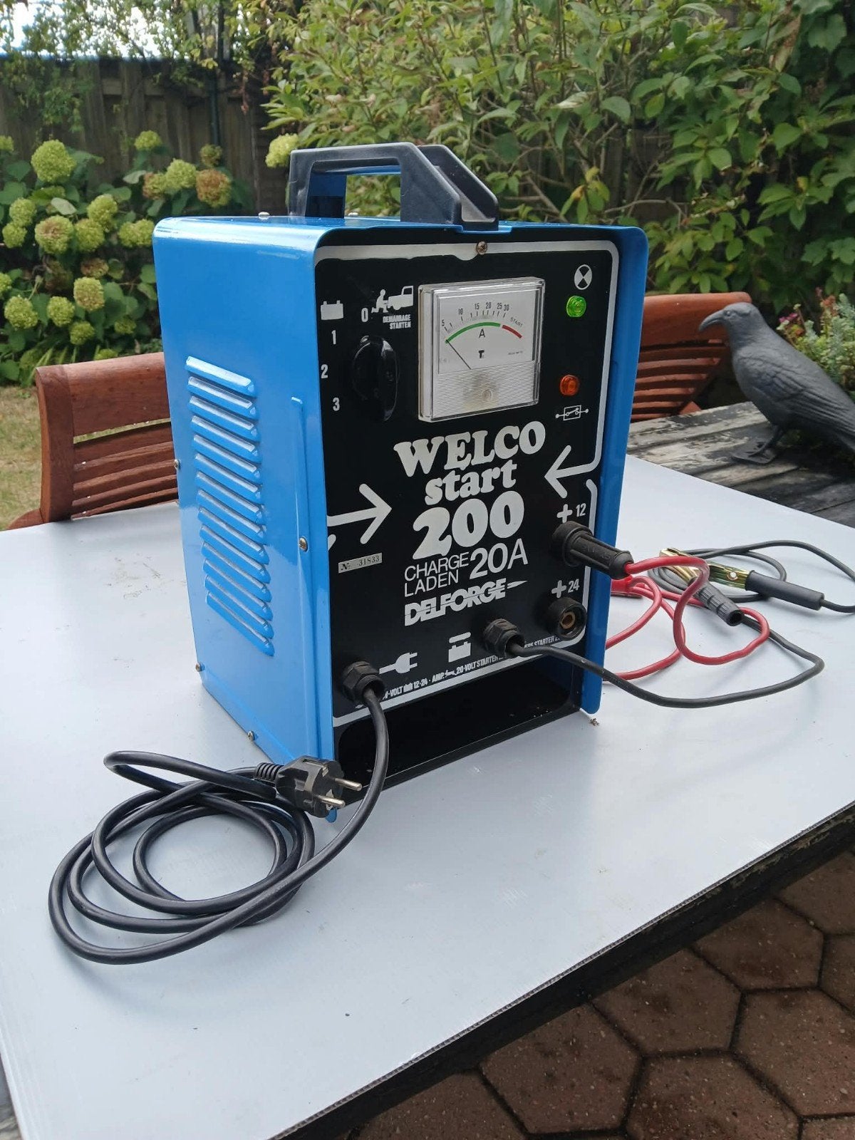 Welco Start 200 Acculader en Startbooster
