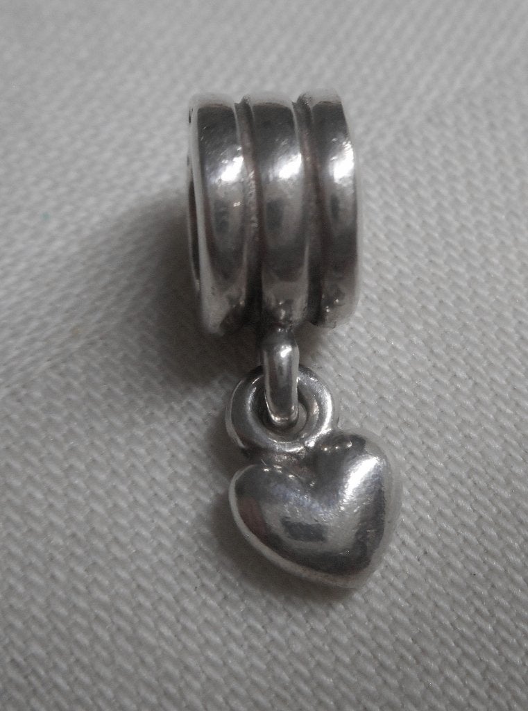 Pandora zilveren bedel met hartje hangertje nr.1717