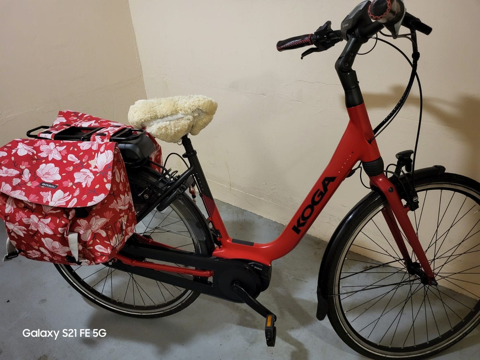 Koga Nova lady E-bike, Fietsen en Brommers, Versnellingen, Zo goed als nieuw, 50 tot 53 cm, Schijfrem