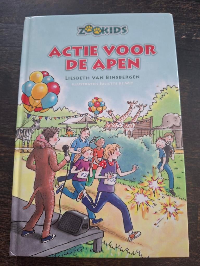 Liesbeth van Binsbergen - Actie voor de apen, Boeken, Ophalen of Verzenden, Zo goed als nieuw, Liesbeth van Binsbergen