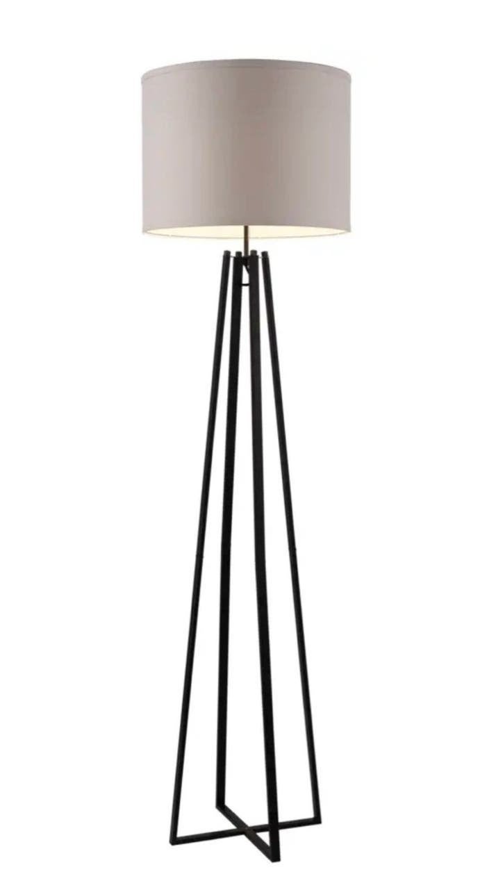 Vloerlamp Siem (GAMMA) – zwart/lichtgrijs, Huis en Inrichting, Lampen | Vloerlampen, Ophalen, Zo goed als nieuw, Metaal, 150 tot 200 cm