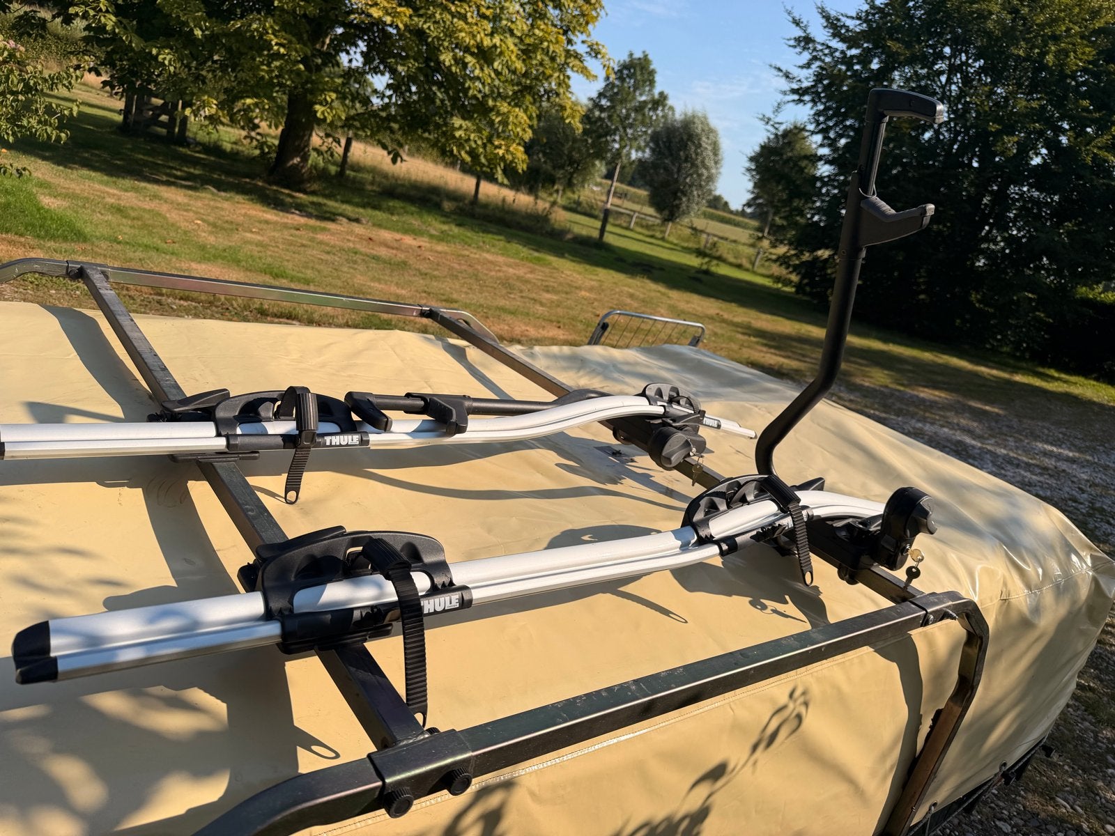 Thule ProRide 598 fietsendrager (2 stuks), Ophalen, Zo goed als nieuw
