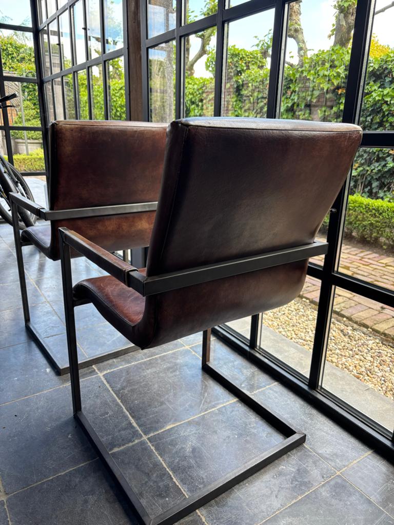 Set van 4 leren eetkamerstoelen met metalen frame, Huis en Inrichting, Stoelen, Ophalen, Gebruikt, Bruin, Leer