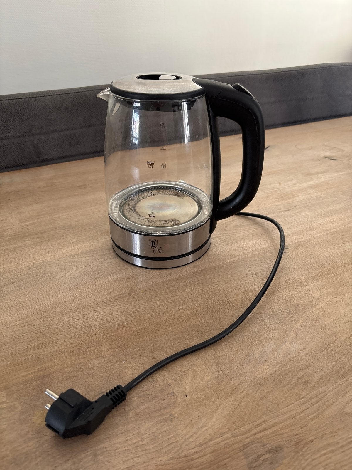 Glazen waterkoker met RVS accenten - 1.7L, 1 tot 2 liter, Ophalen, Zo goed als nieuw, Rvs