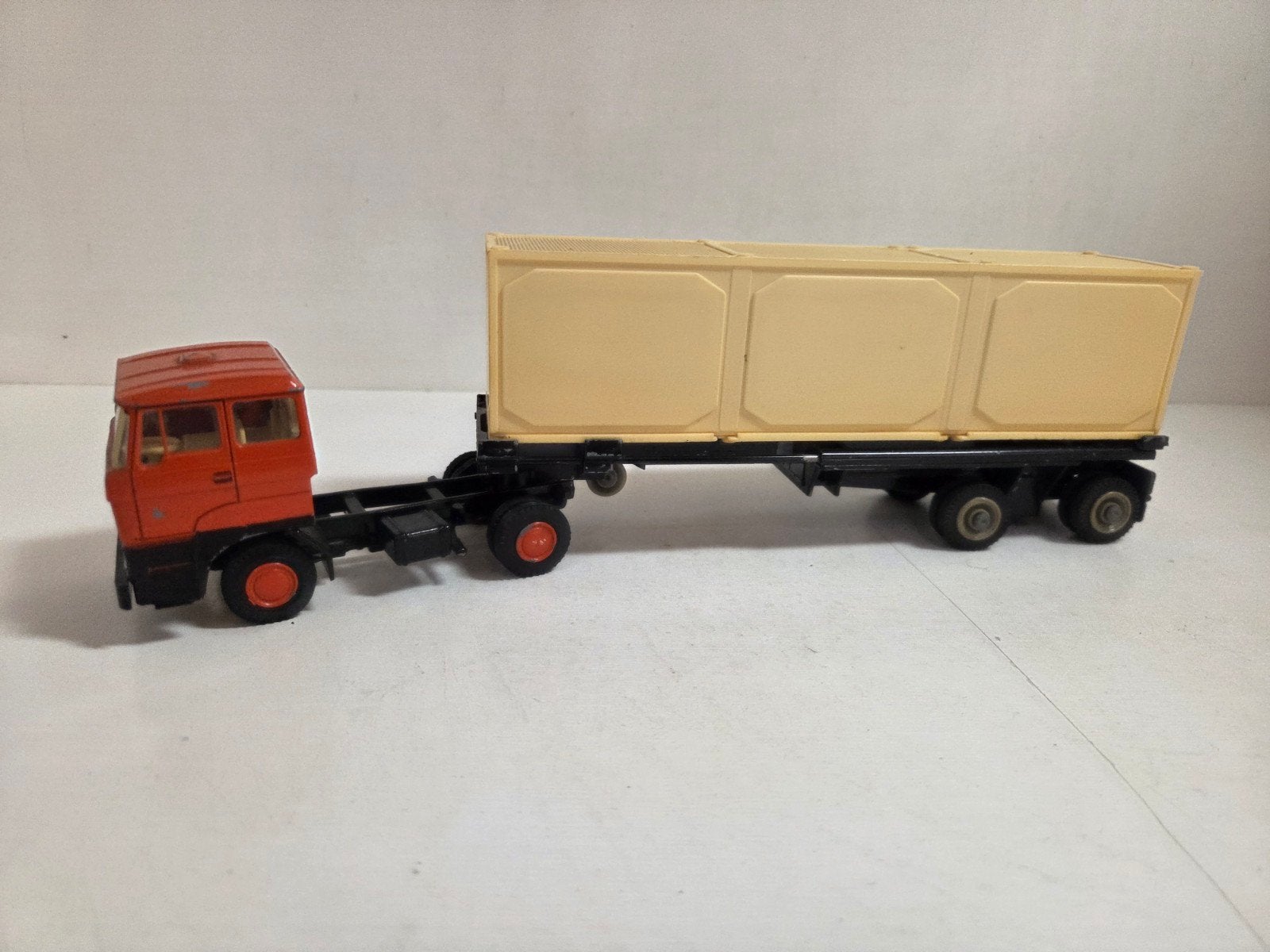 Lion Toys DAF containeroplegger, ., Ophalen of Verzenden, Zo goed als nieuw, .