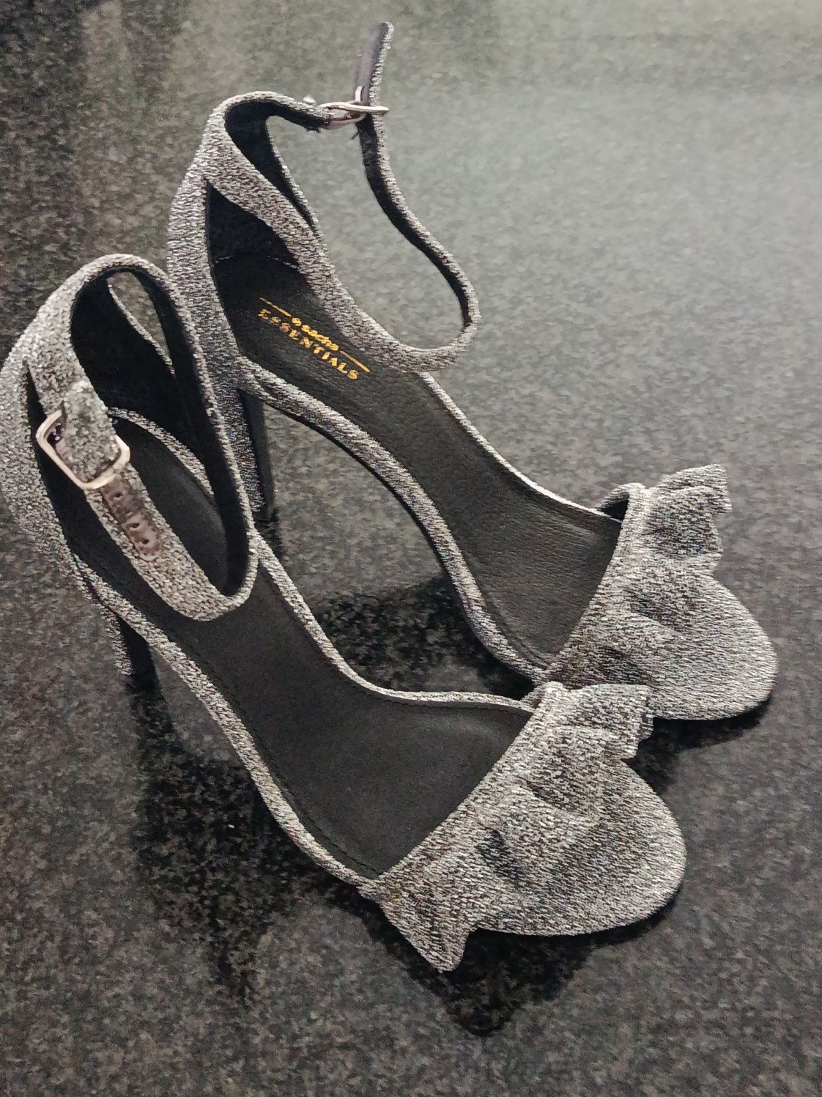 Sacha Essentials zilveren sandalen met hak - Maat 37, Ophalen of Verzenden