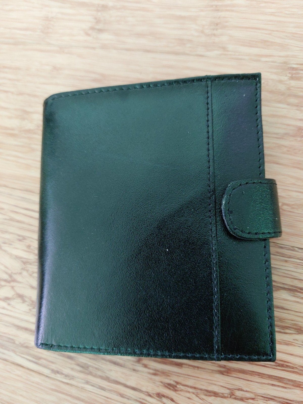 Nieuwe Zwarte Leren Portemonnee met Knipsluiting, Sieraden, Tassen en Uiterlijk, Portemonnees, Overige merken, Zwart, Nieuw, Ophalen of Verzenden