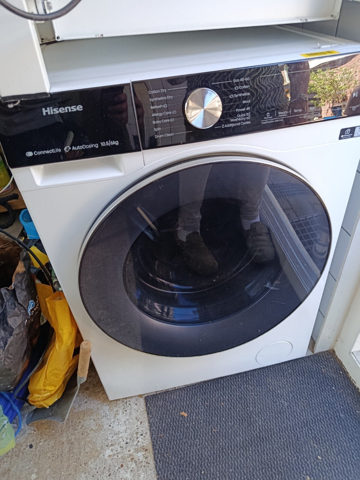 Hisense Autodosing Wasmachine 10.5/6kg WD5S1045BW, Ophalen, 10 kg of meer, Handwasprogramma, Zo goed als nieuw