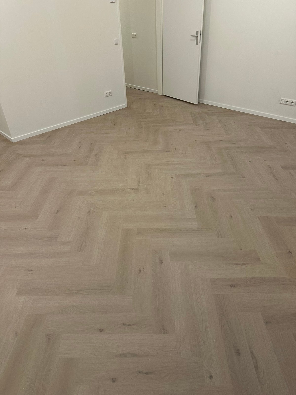 Laminaat en PVC leggen/ Egaliseren / hoge plint / klussen, Ophalen of Verzenden, Zo goed als nieuw, 75 m² of meer, Laminaat