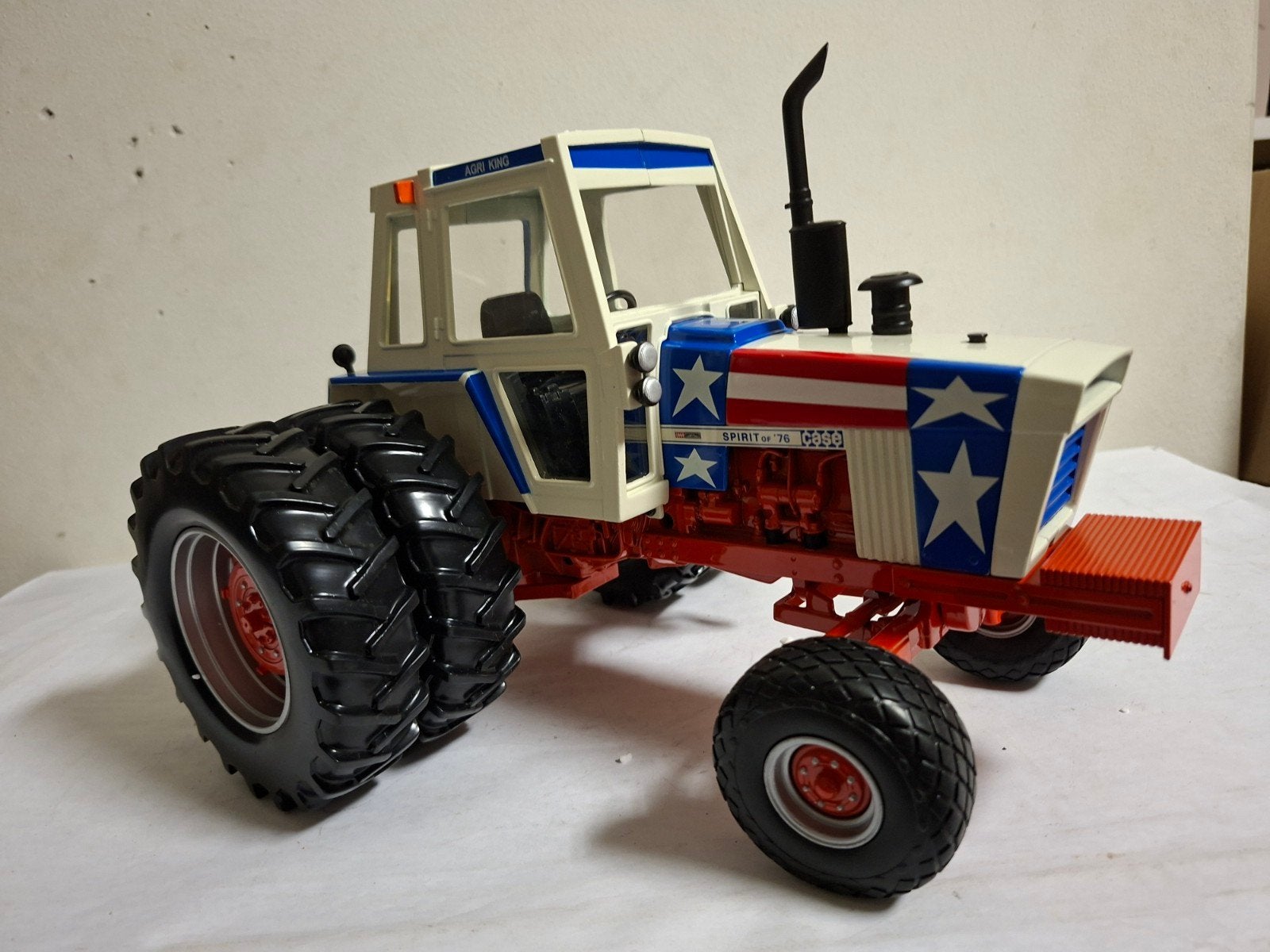 Case 1570. Spirit of '76. Ertl schaal 1:16., Ophalen of Verzenden, Nieuw, Groter dan 1:32, Overige merken