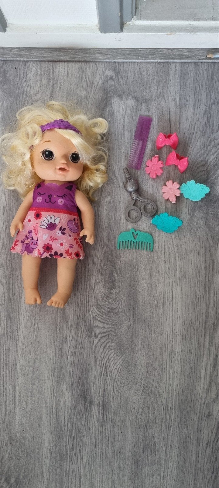 HASBRO BABY ALIVE knip en style magisch kapsel zgan!, Ophalen of Verzenden, Zo goed als nieuw, Babypop