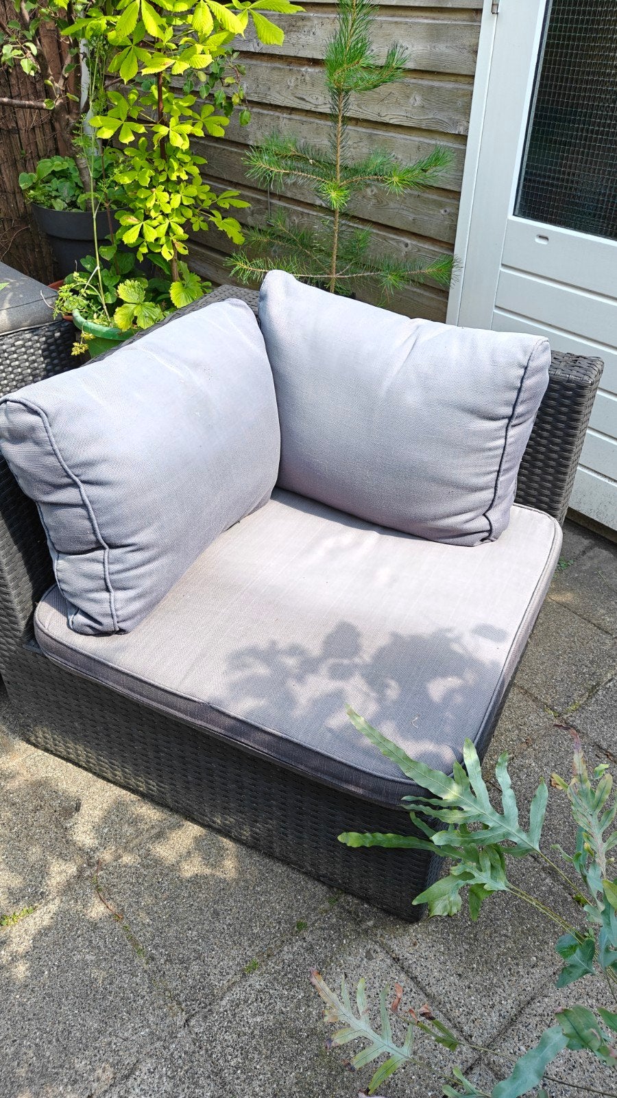 Wicker tuinstoel met kussens - Gebruikt, Tuin en Terras, Ophalen, Gebruikt, Wicker
