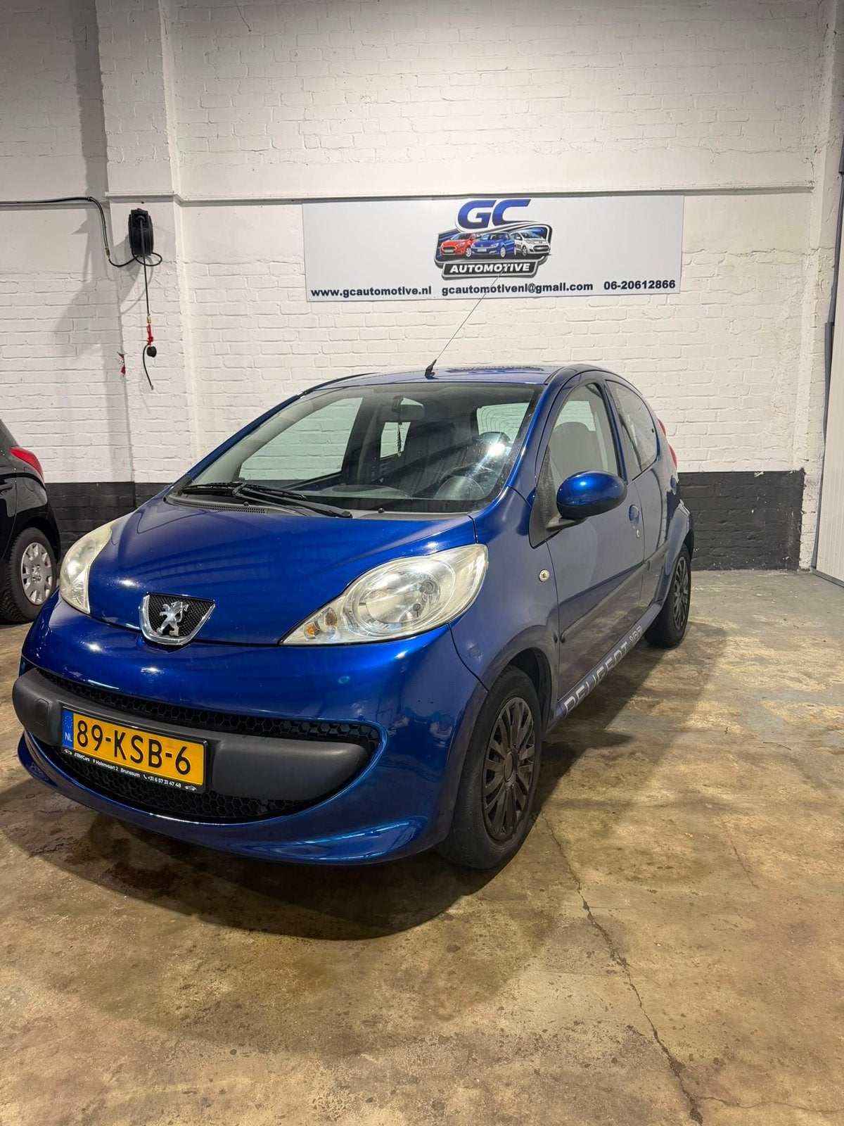 Peugeot 107 1.0 12V 5DR 2006 Blauw Airco Nieuwe Remmen, Voorwielaandrijving, 68 pk, Bedrijf, Handgeschakeld