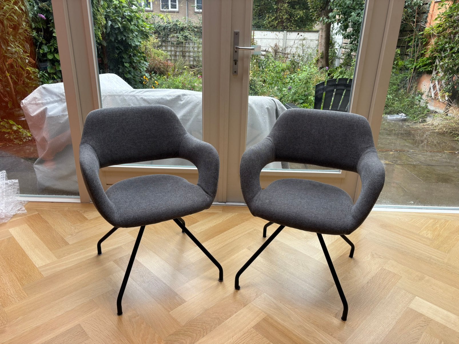 Eetkamerstoelen, Ophalen, Zo goed als nieuw, 75 m² of meer, Laminaat