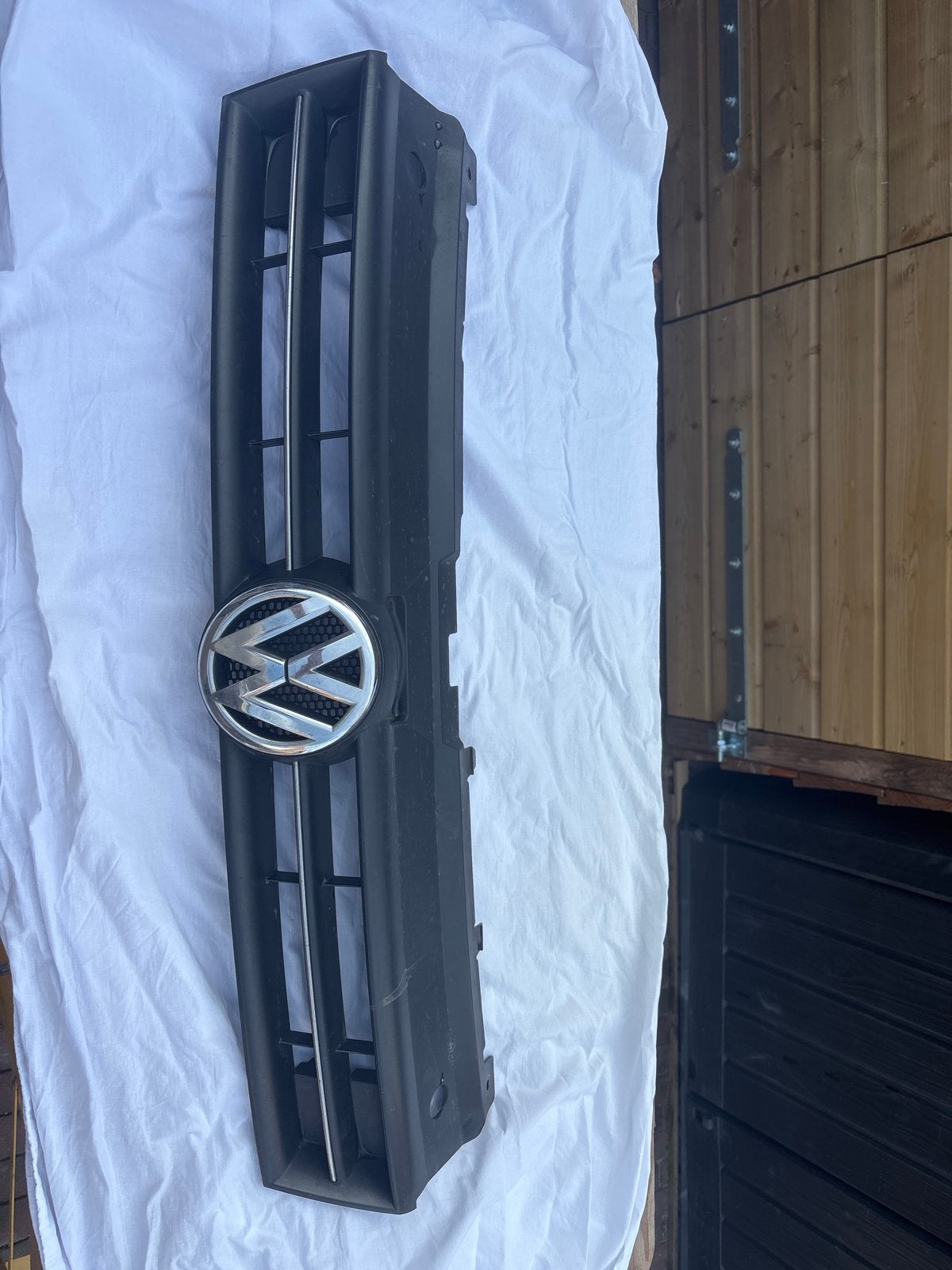 Volkswagen polo 6R 2016 Grille met VW-embleem, Auto-onderdelen, Gebruikt, Ophalen of Verzenden, Bumper, Volkswagen
