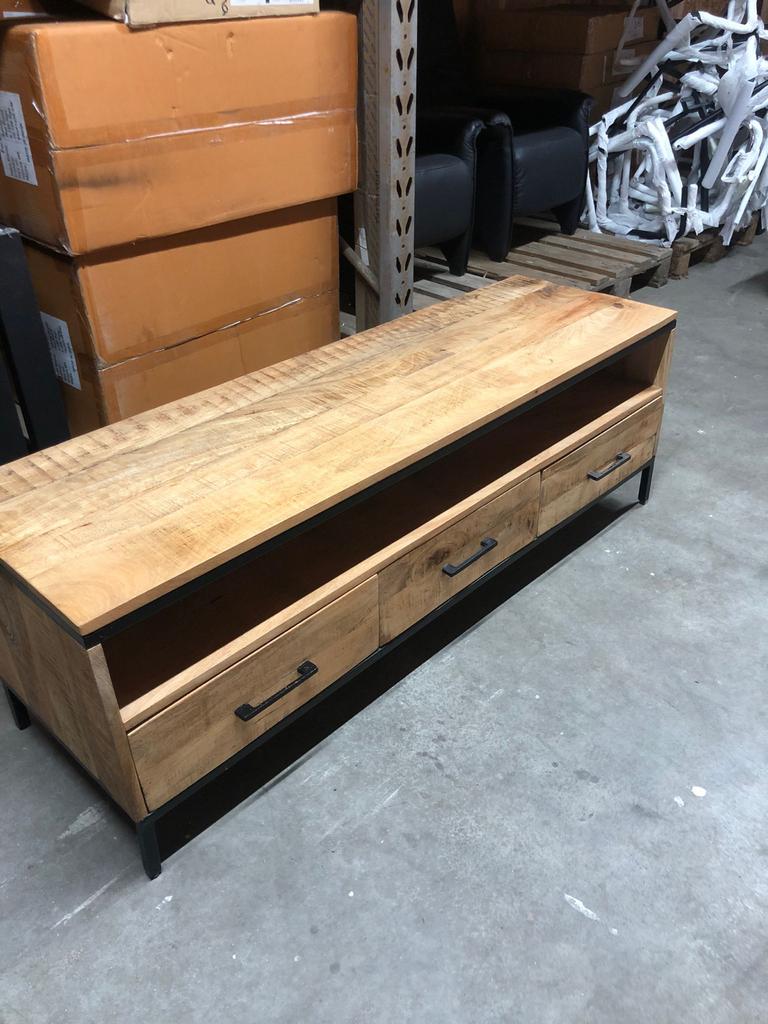 TV-Meubel Mango Hout & Industrieel Staal., Ophalen, Gebruikt, 150 tot 200 cm, Minder dan 100 cm