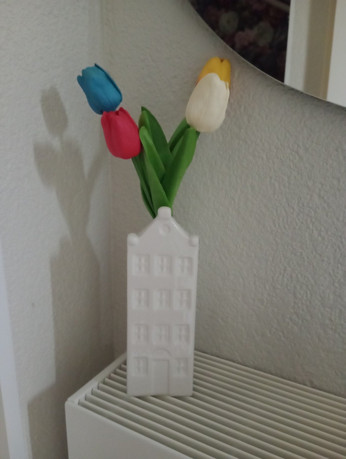 Grachtenpand Vaasje met Kunst Tulpen, Ophalen of Verzenden, Aardewerk of Porselein, Minder dan 50 cm