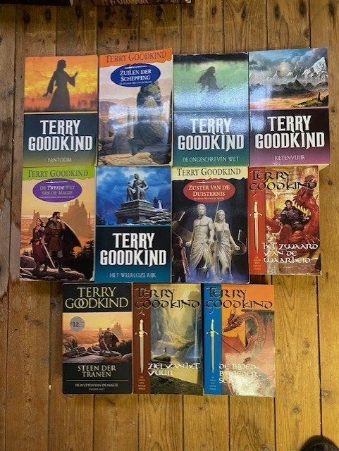 TERRY GOODKIND DE WETTEN VAN DE MAGIE DIVERSE DELEN TE KOOP, Boeken, Fantasy, Ophalen of Verzenden, Gelezen