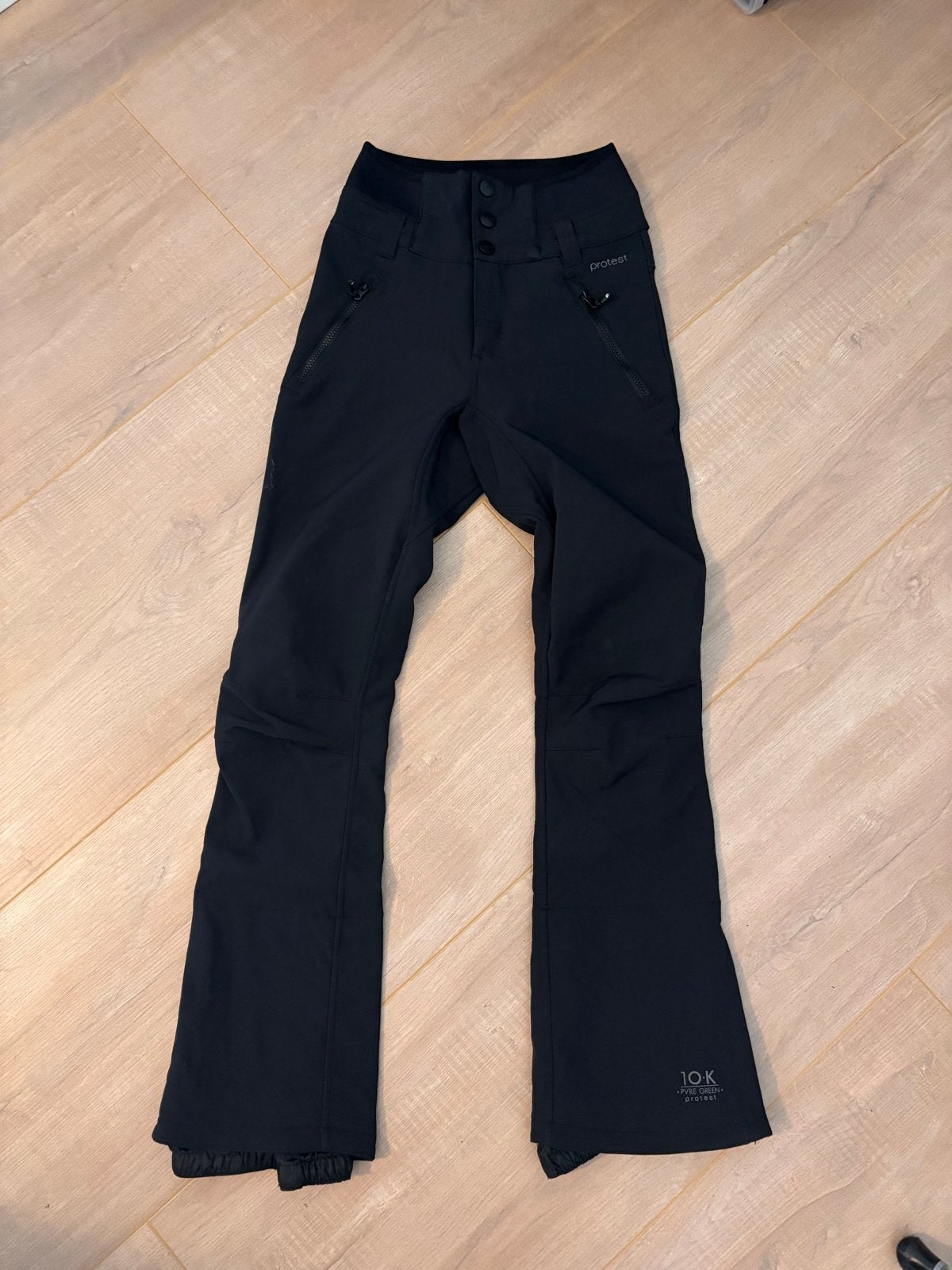 Protest PVRE Green Skibroek Dames Zwart Maat XS (34), Kleding | Dames, Wintersportkleding, Ophalen of Verzenden, Zo goed als nieuw