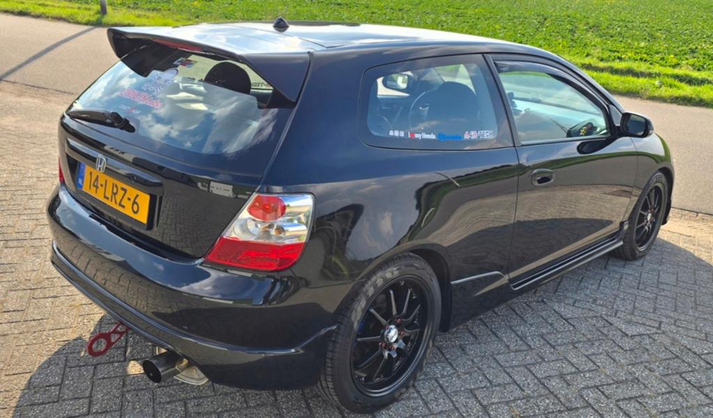 Honda Civic 1.4 I 3DR 2006 Zwart, Voorwielaandrijving, 4 cilinders, 1396 cc, 1200 kg