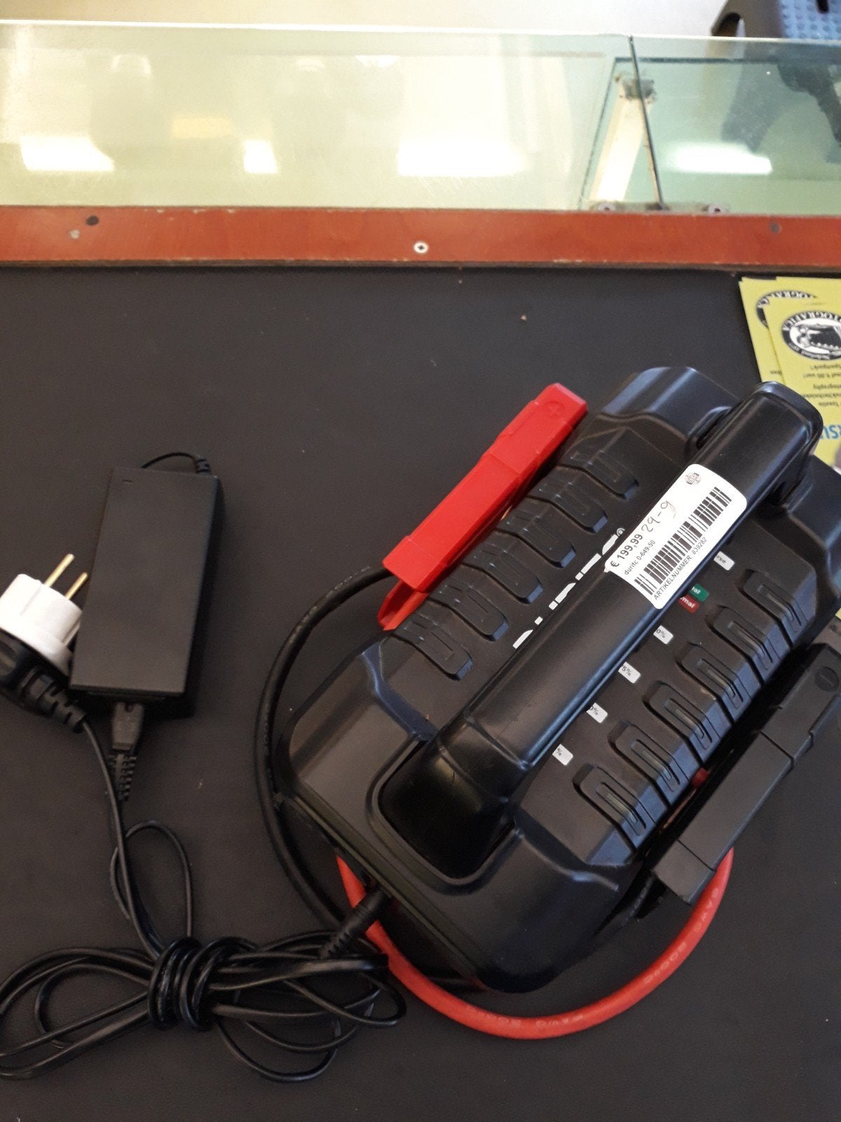 DURITE Jumpstarter 66.600mAh (207.2Wh) - Zo goed als nieuw, Ophalen of Verzenden, Zo goed als nieuw