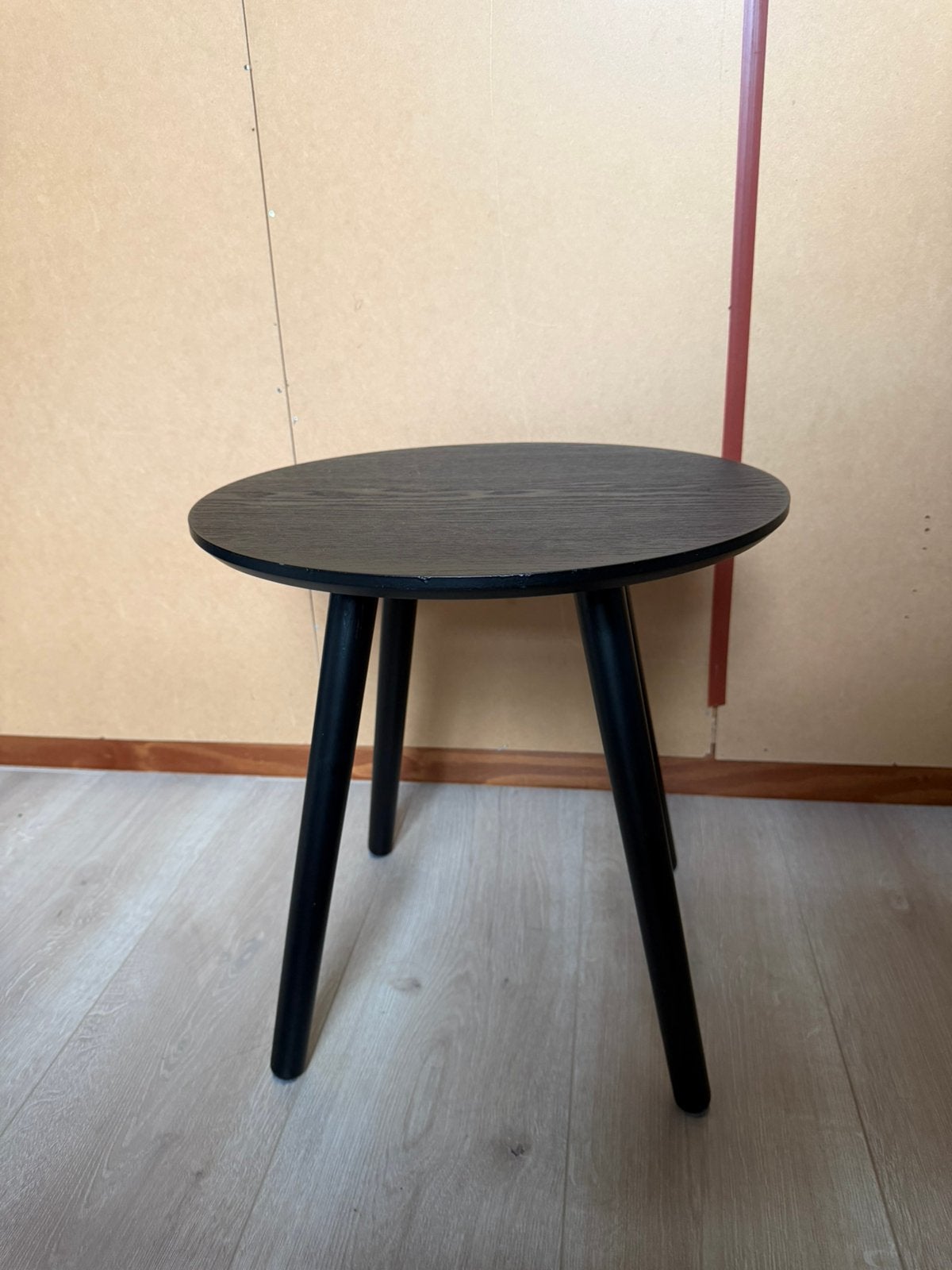 Bijzettafeltje - Zwart - Karwei, Overige materialen, Minder dan 55 cm, Rond, Zo goed als nieuw