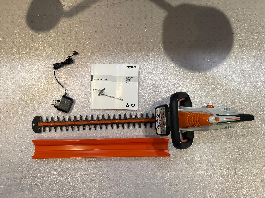 Stihl HSA 45 accuheggenschaar, Tuin en Terras, Ophalen of Verzenden, Zo goed als nieuw