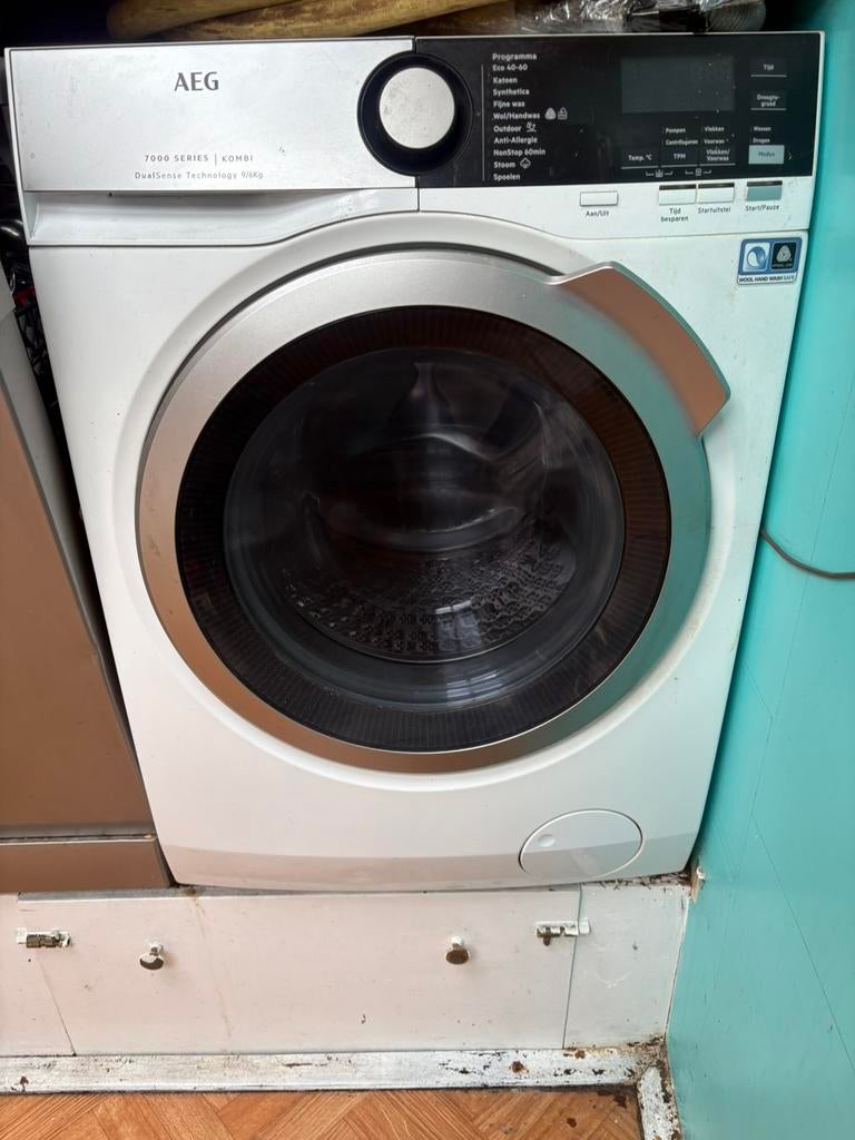 AEG wasdroog combinatie, 4 tot 6 kg, Ophalen, Gebruikt, 85 tot 90 cm