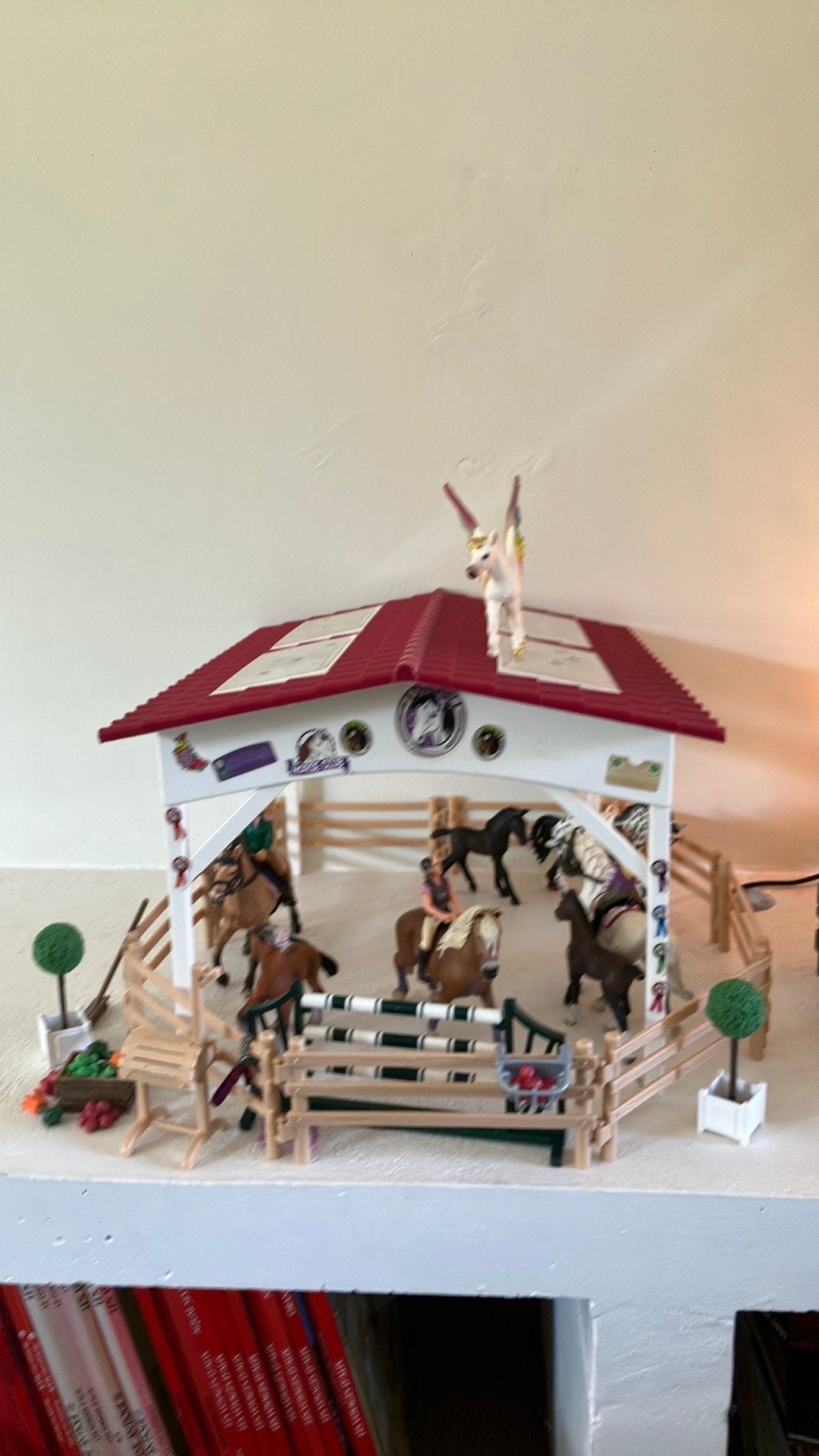 Sleich rijbak met paarden, springbalk, veulens, ruiters, Ophalen of Verzenden, Zo goed als nieuw