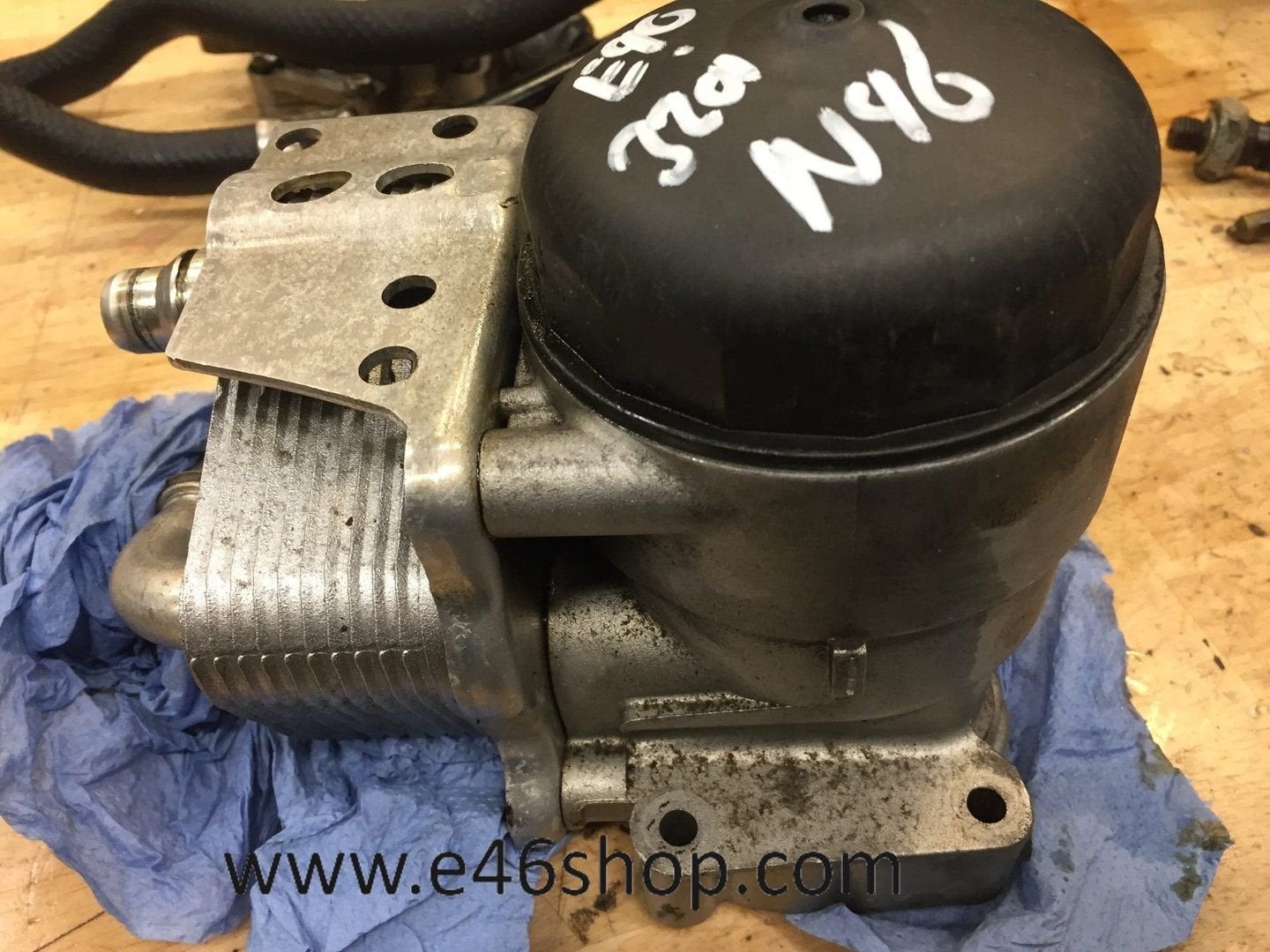 Oliefilterhuis BMW E90 E91 320I N46 MOTOR 2005, Gebruikt, -, -, Ophalen of Verzenden