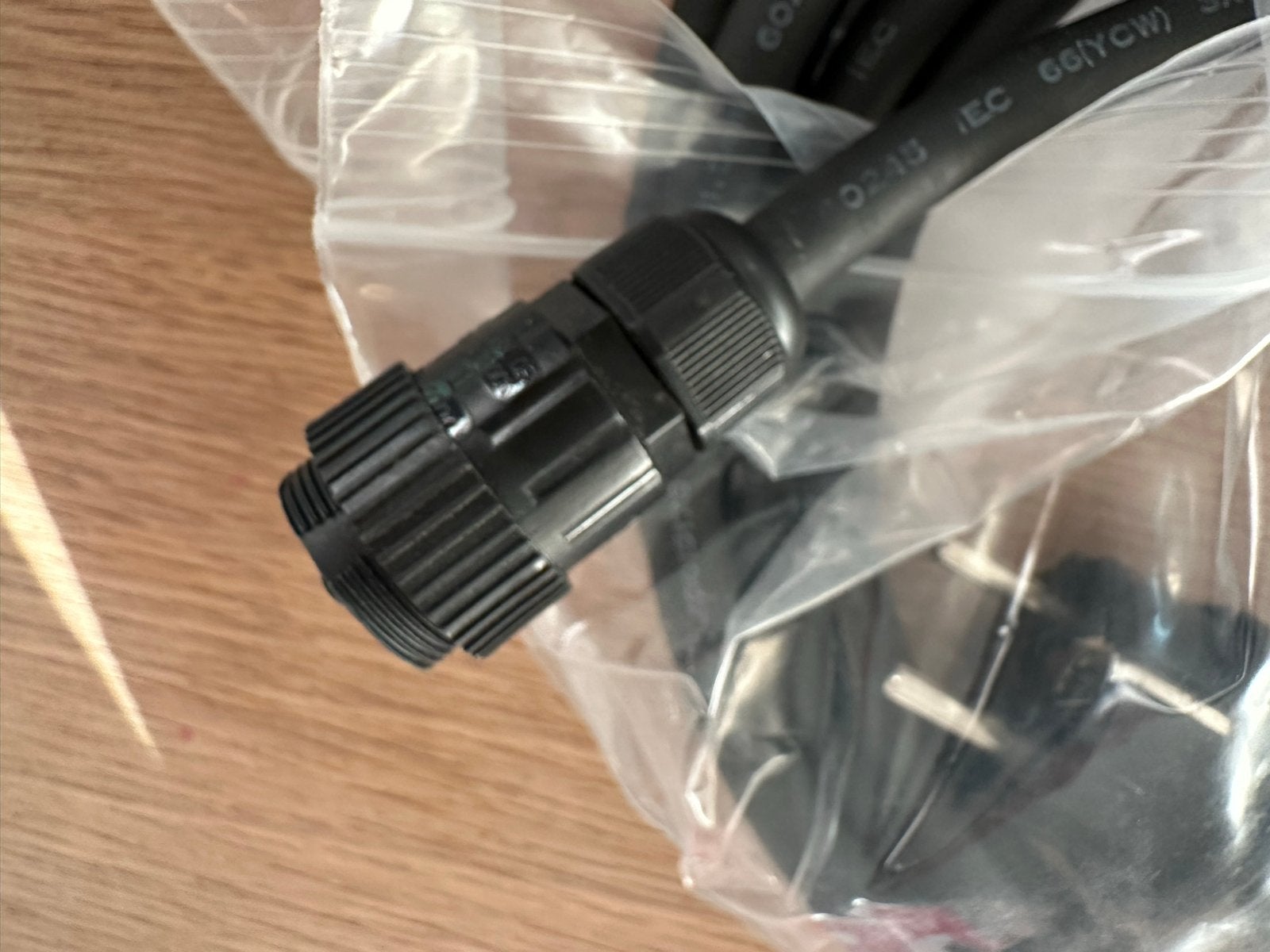 APSystems EZ1-M EP030 kabel, Doe-het-zelf en Verbouw, Ophalen, Nieuw, Overige merken, Kabel of Snoer