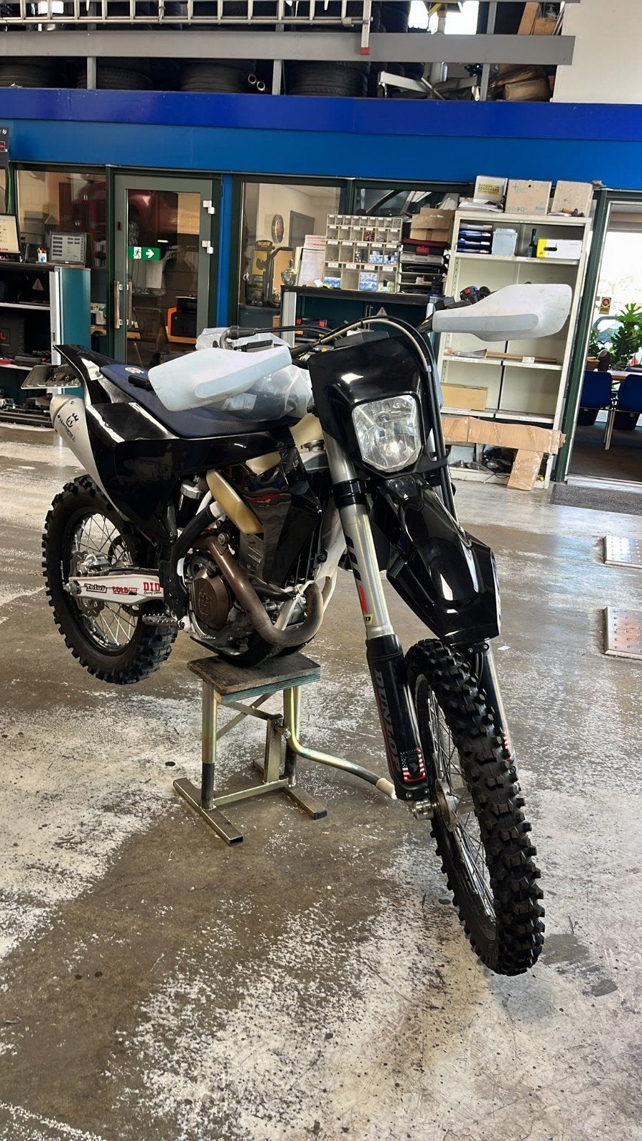 KTM 350 Enduro met extra originele kappenset, Motoren, Particulier, Gebruikt, Enduro