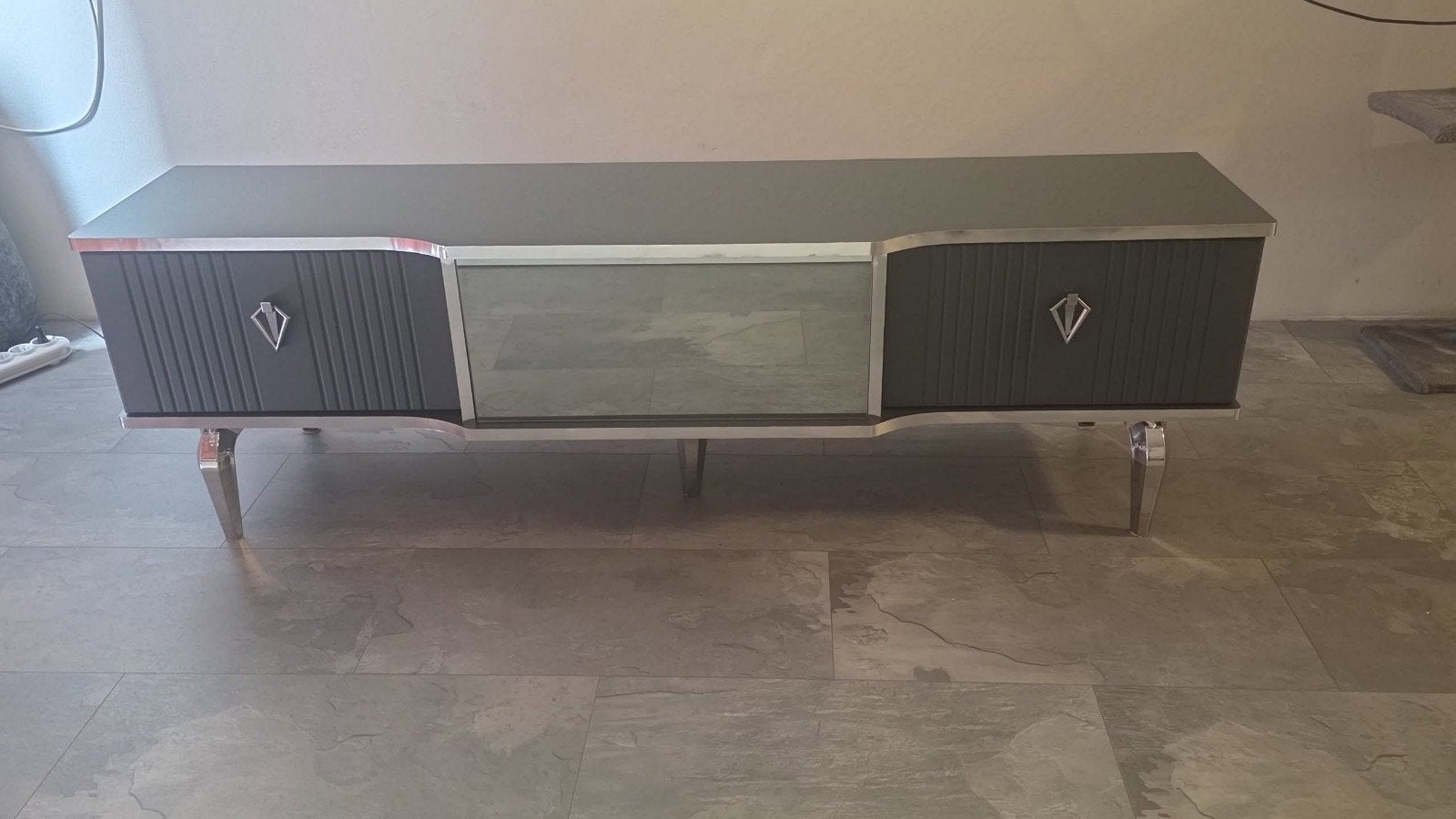 Tv meubel met 2 lades en sfeerhaard (159x46.5 cm), Ophalen, Overige materialen, Gebruikt, 150 tot 200 cm
