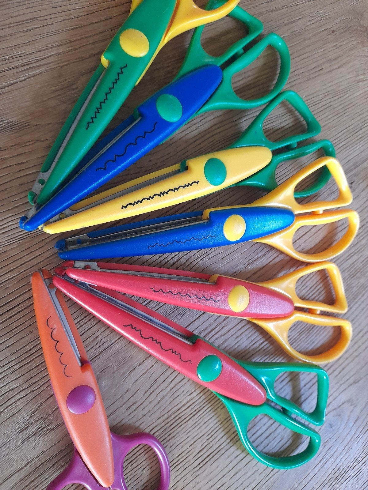 Set van 6 kartelrand scharen voor knutselen, Ophalen