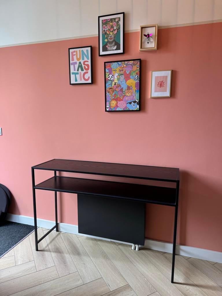 Een zwarte sidetable, Ophalen, 100 tot 150 cm, Zo goed als nieuw, Metaal