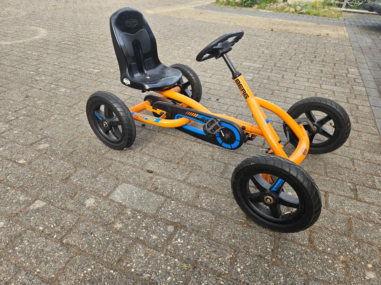 Berg skelter oranje, Ophalen, Zo goed als nieuw, Berg