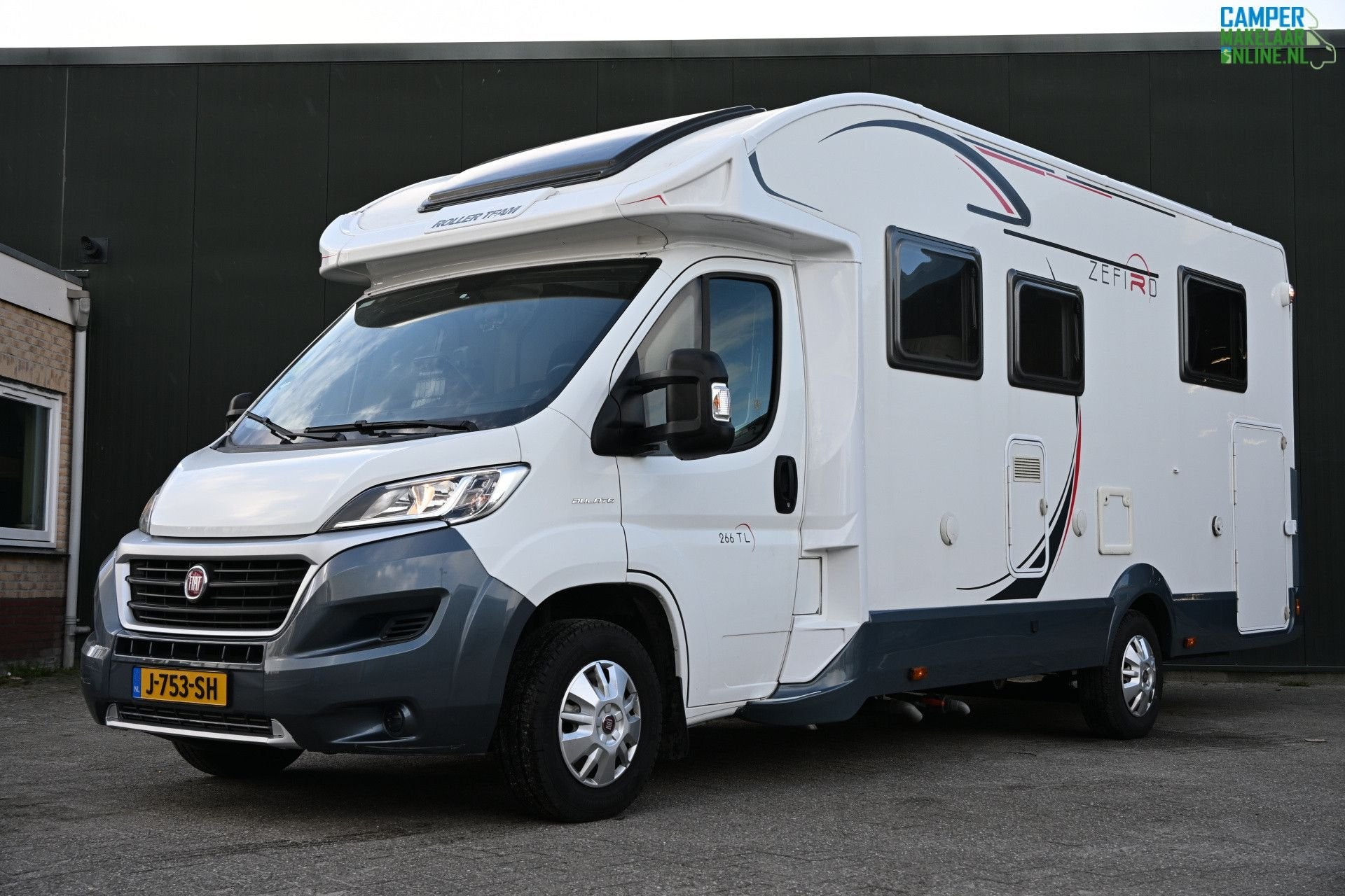 Caravans And Camping Roller