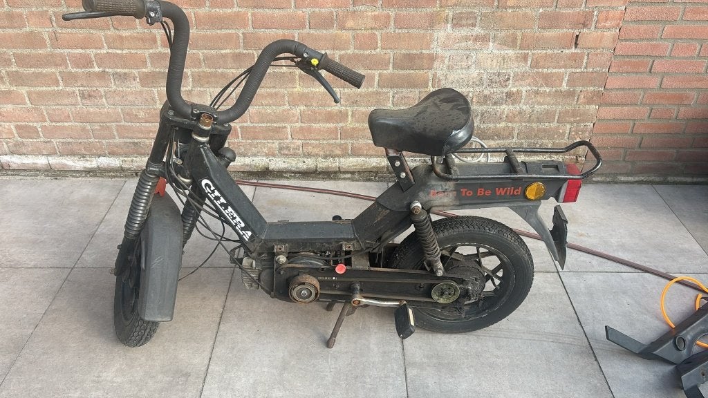 citta gilera (zwart met kenteken ) + 1 zonder kenteken, Ophalen, Tweetakt, Gebruikt, Gilera