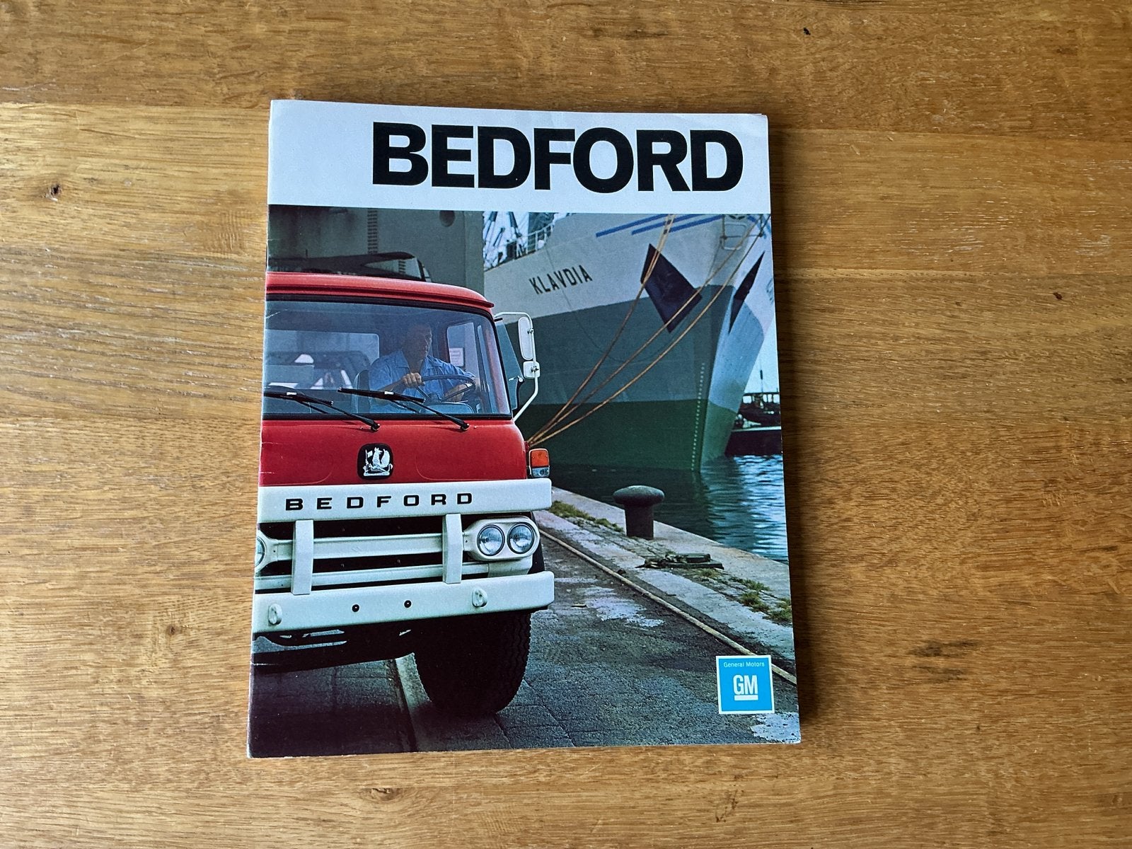 Bedford Vrachtwagen Catalogus - Origineel uit 1970, Boeken, Ophalen of Verzenden, Zo goed als nieuw