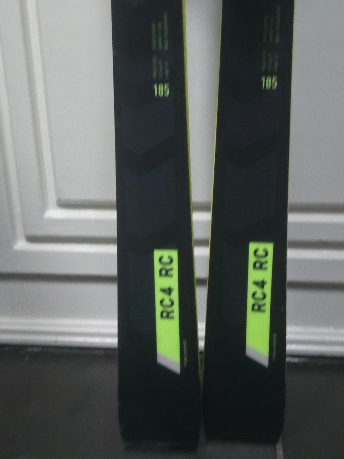 185cm 2025 FISCHER RC4 RC NP1000€ GEVORDERD TOP SKI, Ophalen of Verzenden, Zo goed als nieuw, Carve, Skiën