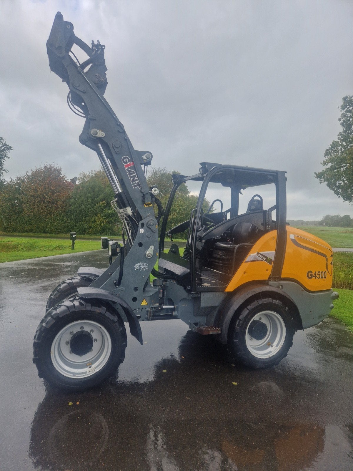 Giant G4500 Z Hef Shovel Wiellader (G5000), Ophalen
