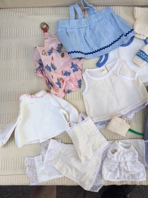 verzameling poppenkleertjes, Kinderen en Baby's, Speelgoed | Poppen, Ophalen of Verzenden, Gebruikt, Babypop