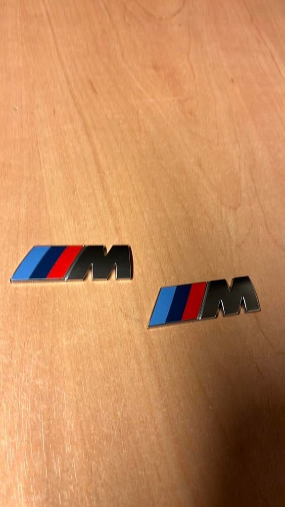 Te koop orginele m logo BMW, Auto diversen, Autostickers, Ophalen of Verzenden