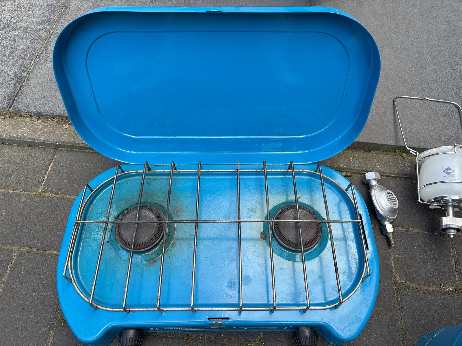 Campingaz 2-pits kooktoestel met gasfles en lamp, Ophalen of Verzenden, Gebruikt